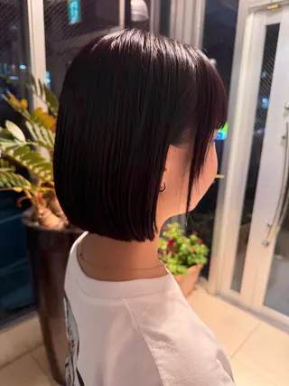 ショート カラー Of HAIR 鷺沼所属・宮崎 優衣のヘアスタイル