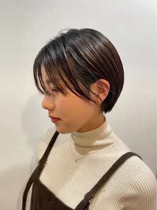 ショート アオイ/透明感カラー レイヤー🌙のヘアスタイル