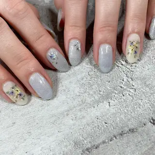 ネイル 東 千夏のネイルデザイン