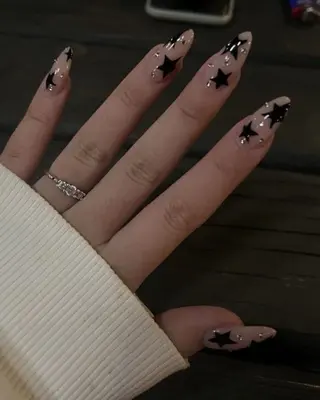 ネイル EMI ANA.CHUOのネイルデザイン