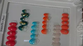 ネイル 鈴木 なつきのネイルデザイン