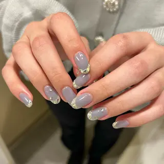 ネイル ⠀ loggy.のネイルデザイン