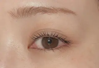 マツエク・マツパ TotalBeautysalonCURE所属・CURE 朱梨のネイルデザイン