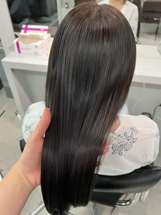 セミロング カラー ハイトーン&髪質改善 ＆韓国エクステ🤎のヘアスタイル