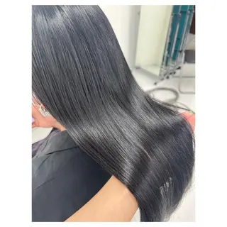 ロング まちだ ひとみのヘアスタイル