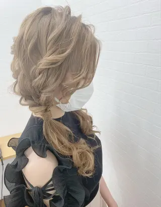 ロング ヘアアレンジ GRANLUSSO 〜グランルッソ駅前店所属・木口 嘉美のヘアスタイル