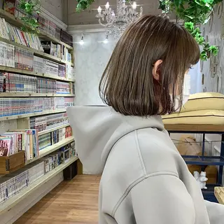 ショート カラー 🌱小顔魅せカット 透明感カラー/泉綺のヘアスタイル