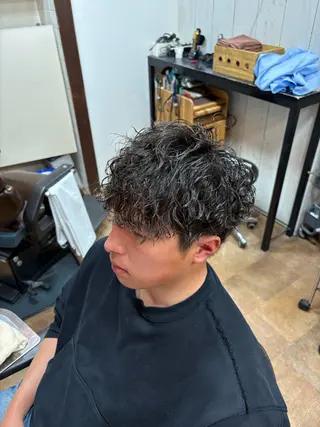 パーマ ヘアアレンジ メンズ La Neige所属・【メンズ専門 モデル募集中】のヘアスタイル