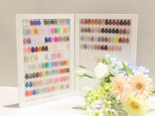 ネイル 韓国美容ジェルネイル専門店Maum長岡店所属・五十嵐 櫻のネイルデザイン