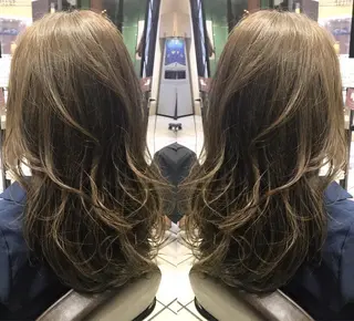 セミロング カラー シールエクステ⭐️ オオミタクヤのヘアスタイル