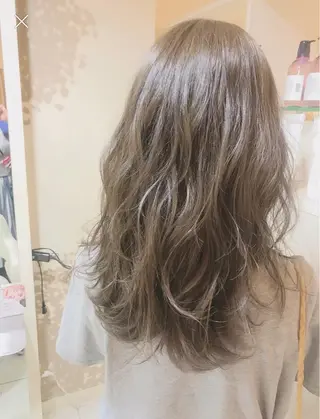 ロング カラー 西 めぐみのヘアスタイル