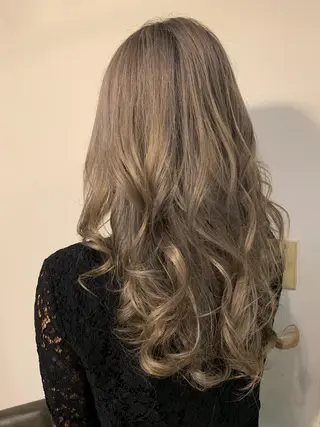 ロング Brooch ブローチのヘアスタイル