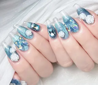 ネイル M🌷nail 長さだし専門店のネイルデザイン