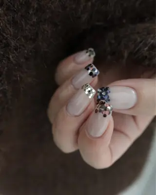 ネイル LETTER_& harunaのネイルデザイン