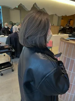 ショート カラー ヘアアレンジ ミニボブ/ブリーチ 🌈MISATOのヘアスタイル