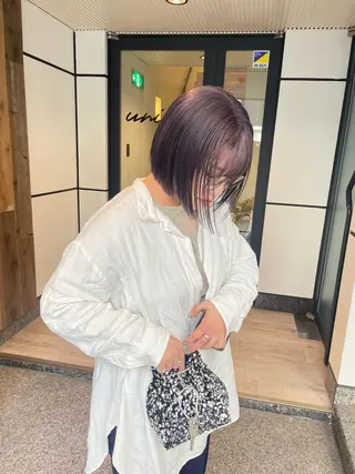 ミディアム カラー 渋谷 留菜のヘアスタイル