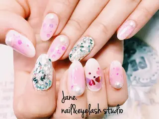 ネイル Yakko pas á pasのネイルデザイン