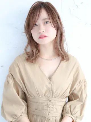 ミディアム カラー 高橋友里亜 /フリーランスのヘアスタイル