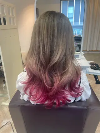 ロング カラー 個室サロンLOUIMADNA栄店所属・髪質改善美容師 個室サロン白金厚哉のヘアスタイル