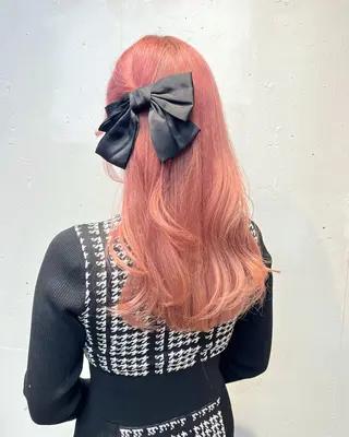 ロング カラー ヘアアレンジ 🎀taro ブリーチなしカラーのヘアスタイル