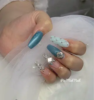 セミロング Pio Mielのネイルデザイン