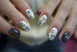 ネイル tsumeasobi所属・tsumeasobi 🪬macoのネイルデザイン