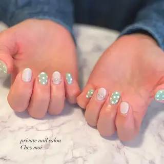 ネイル KOMINE TOMOKOのネイルデザイン