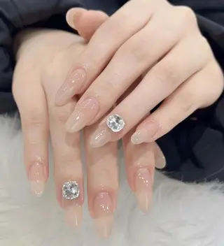 ネイル Queens 榊 まおのネイルデザイン