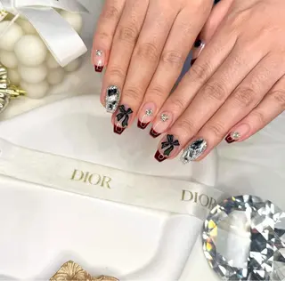 ネイル Hina 池袋 長だしチップ専門店のネイルデザイン