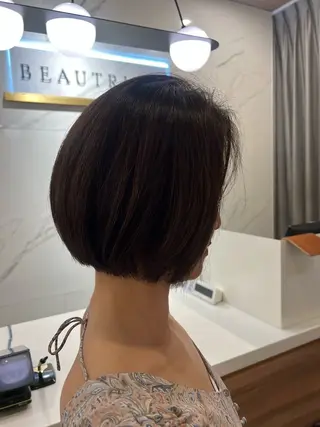 ショート 村中 逸紀のヘアスタイル