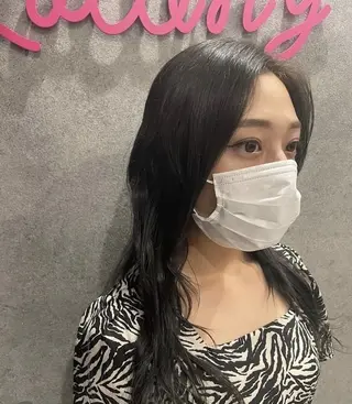 カラー ロング sourire（スーリール）所属・yuumi 👱🏻‍♀️のヘアスタイル