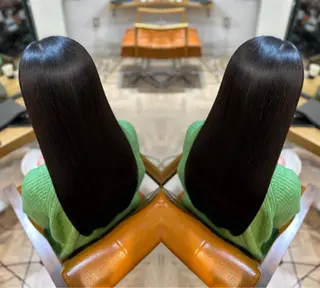 ロング she2　shinjuku所属・髪質改善/美髪矯正 和田響のヘアスタイル