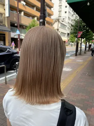 ミディアム カラー CoCooN nanamiのヘアスタイル