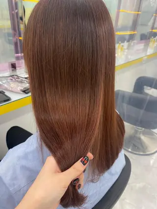 セミロング カラー パーマ ヘアアレンジ メンズ ネイル マツエク・マツパ アイブロウ linette所属・🐩推し活🐩 FUTABA🍒のヘアスタイル