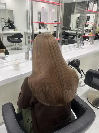 カラー 🤍海外girl🤍 ベージュ/ALISAのヘアスタイル