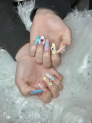 ネイル U1salon所属・佐藤 希子のネイルデザイン