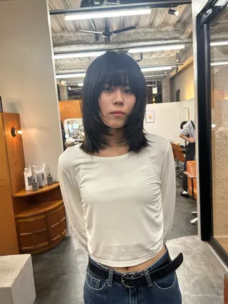 ミディアム Neelu所属・小木曽 新大のヘアスタイル