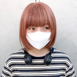 ショート カラー raika .のヘアスタイル