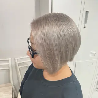 ショート カラー REINA ISHIDOのヘアスタイル