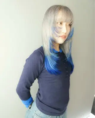 ロング カラー 佐野 えり奈のヘアスタイル