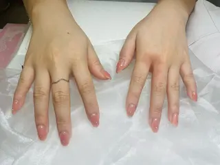 ネイル E-ten所属・友 美のネイルデザイン