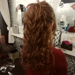 ロング ヘアアレンジ Rarely  beautyのヘアスタイル