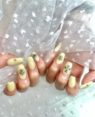 ネイル plaisir所属・plaisir プレジールネイルのネイルデザイン