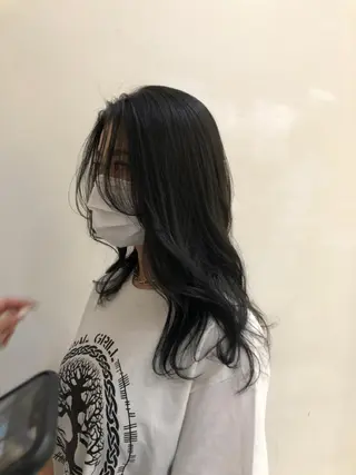 ロング レイヤーカット 岩谷流星のヘアスタイル