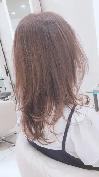 セミロング カラー パーマ ヘアアレンジ UNIX所属・田中 真衣のヘアスタイル