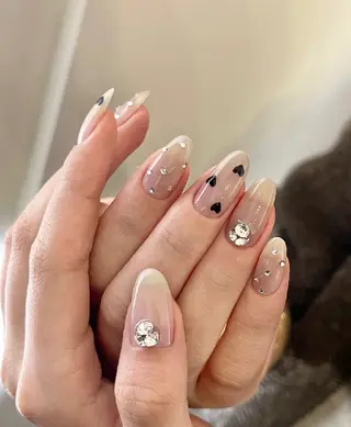 ミディアム ninabeauty 新宿のネイルデザイン