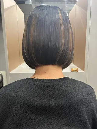 ミディアム ショートカット無料/ 小顔ショートのヘアスタイル