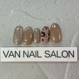 ネイル Van Nail Salonのネイルデザイン