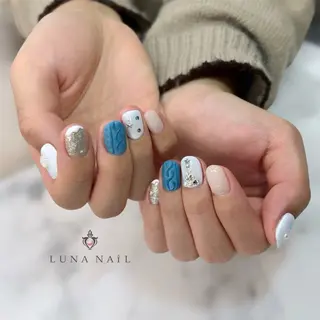 ネイル アトリエ　ミモザ所属・いまむら あかりのネイルデザイン