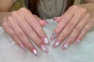 ネイル lucky nail 歌舞伎町のネイルデザイン